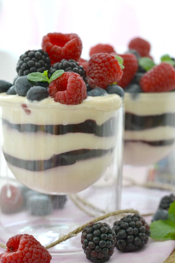 Rezept: Früchte-Tiramisu mit Schwartau*.